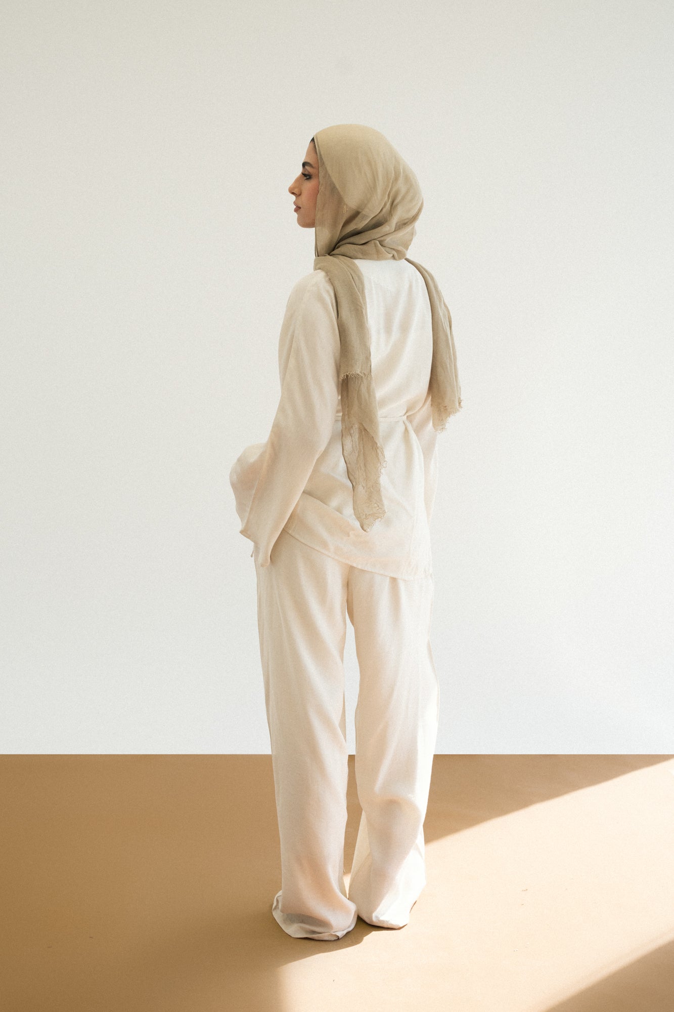 Soft Flowy Set in Cream Beige