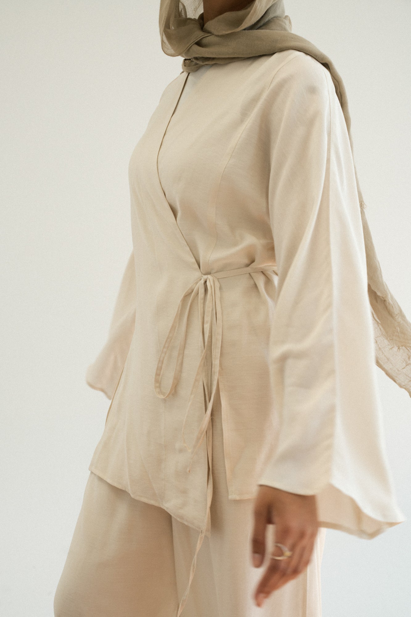 Soft Flowy Set in Cream Beige