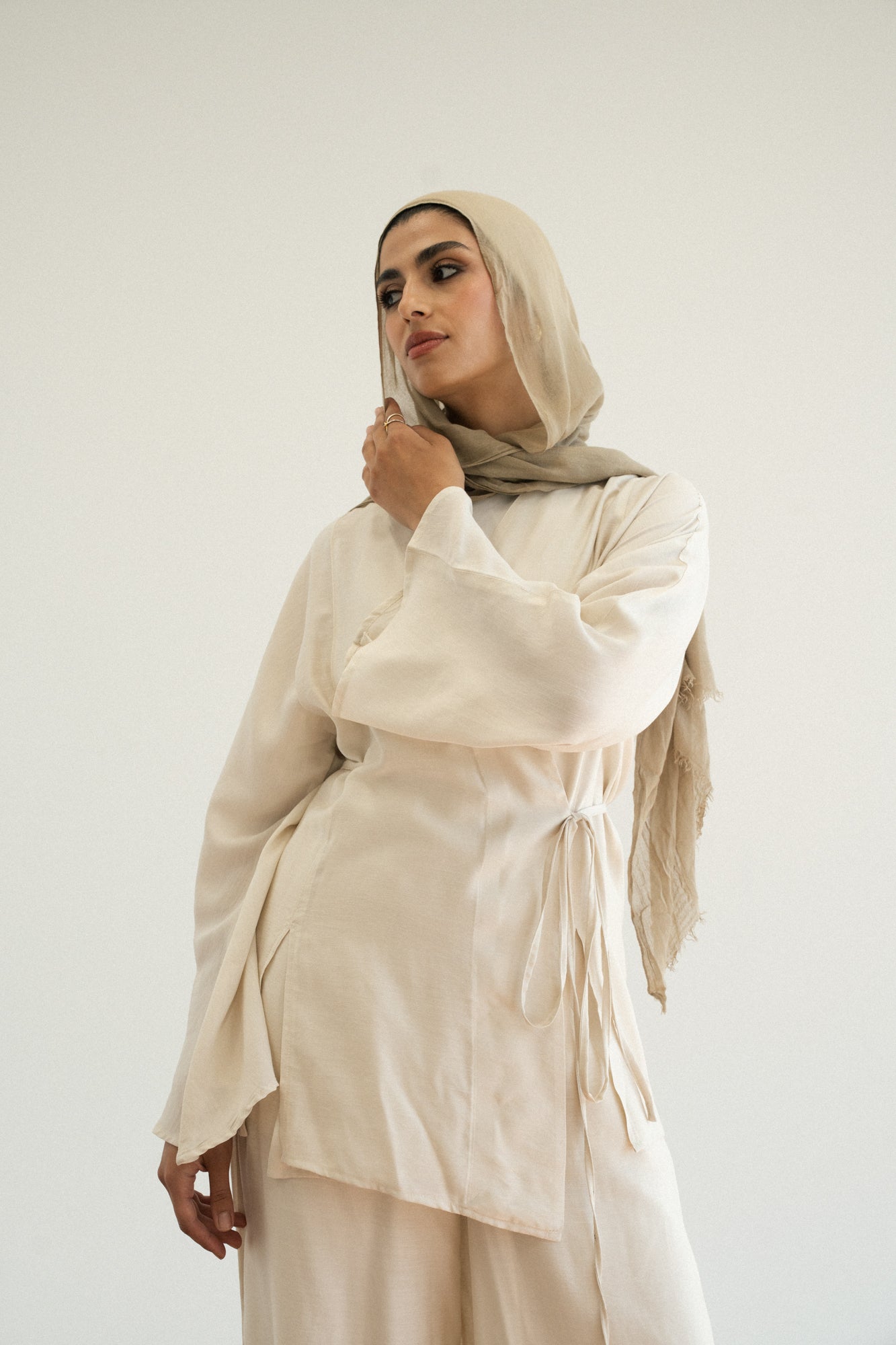 Soft Flowy Set in Cream Beige