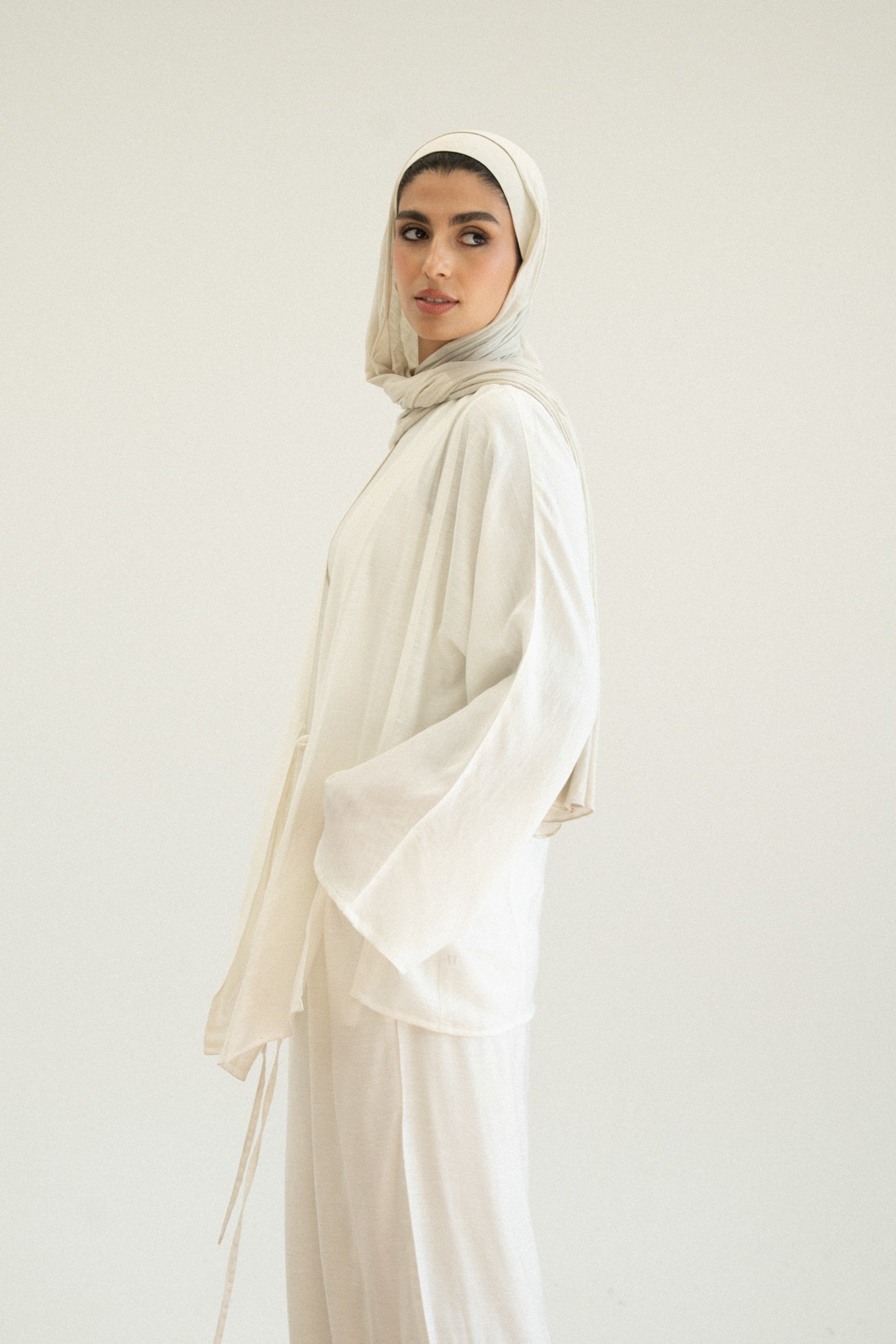 Soft Flowy Set in Offwhite