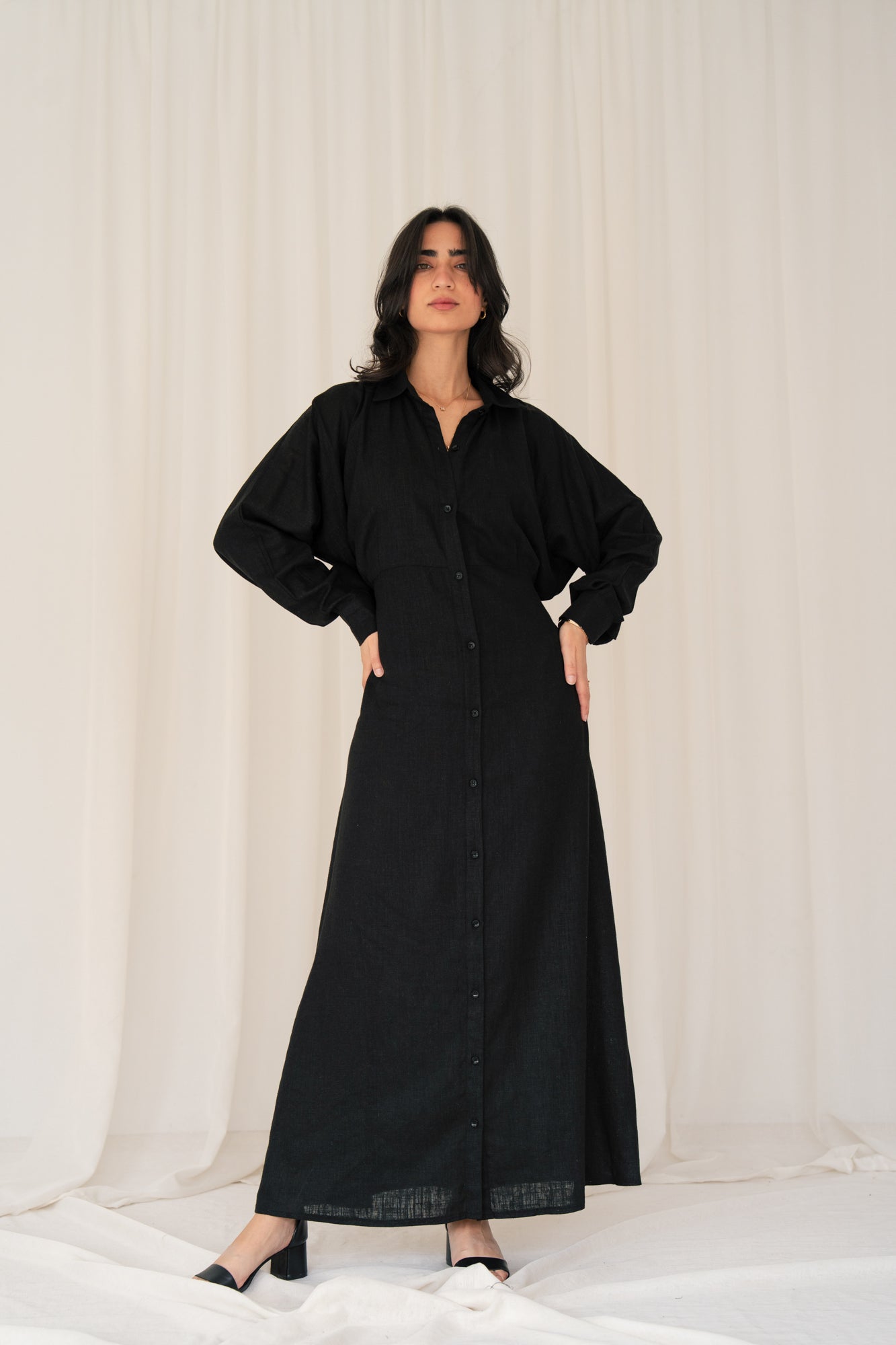 Linen Flow Shirt Dress in Black
