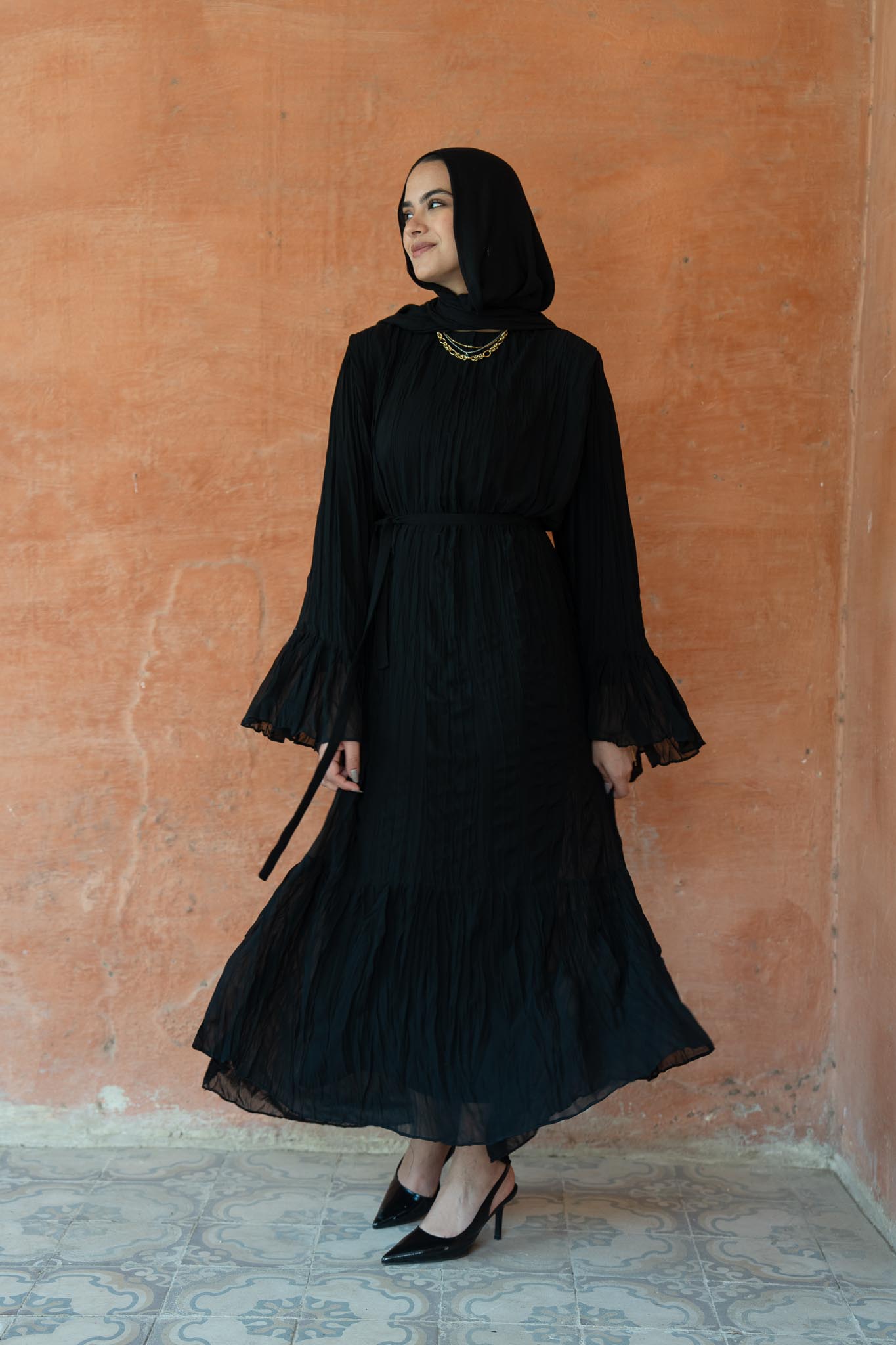 Sunshine Pleated Chiffon Dress in Black