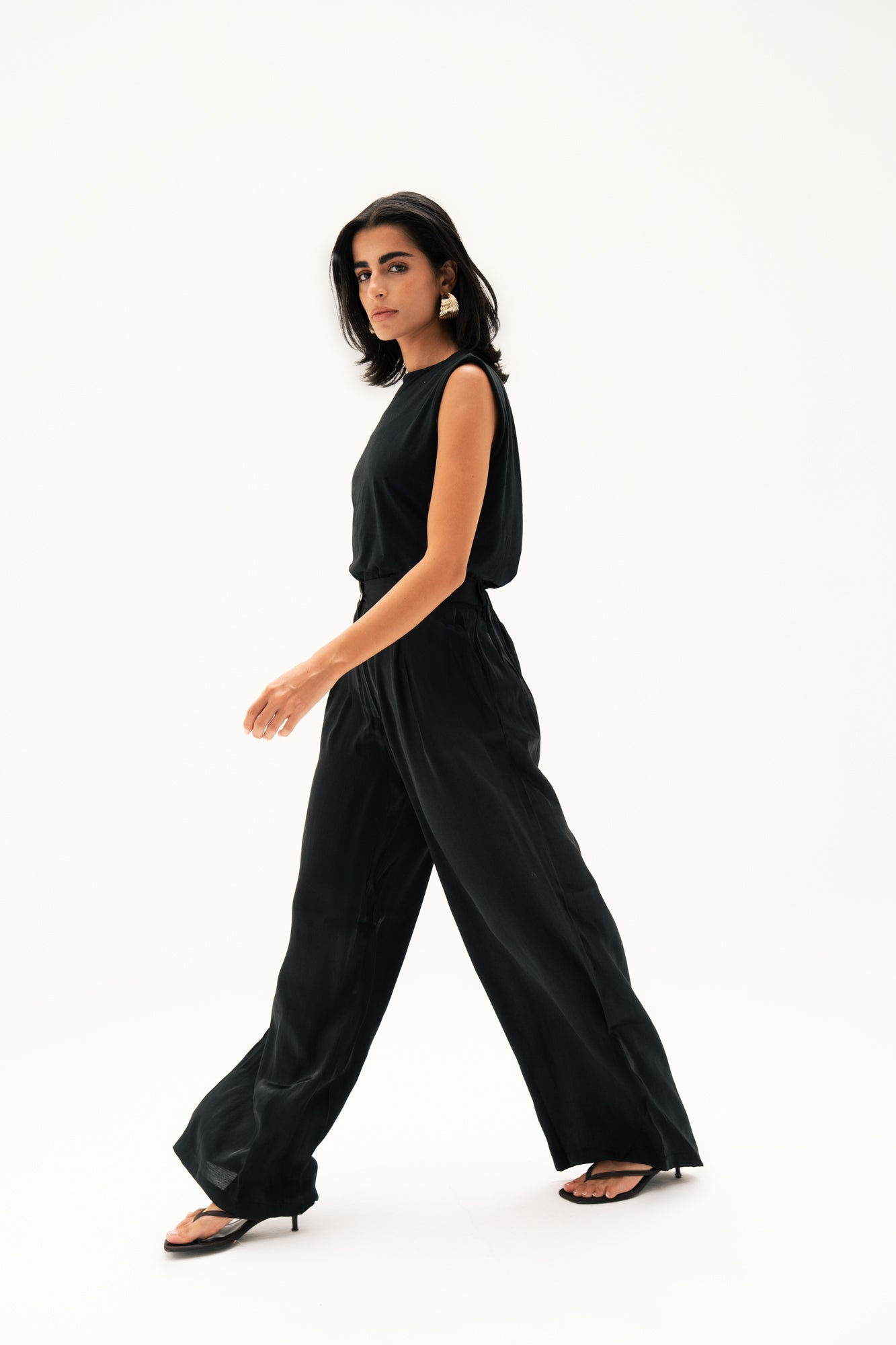 Shiny Shimmer Pants in Black