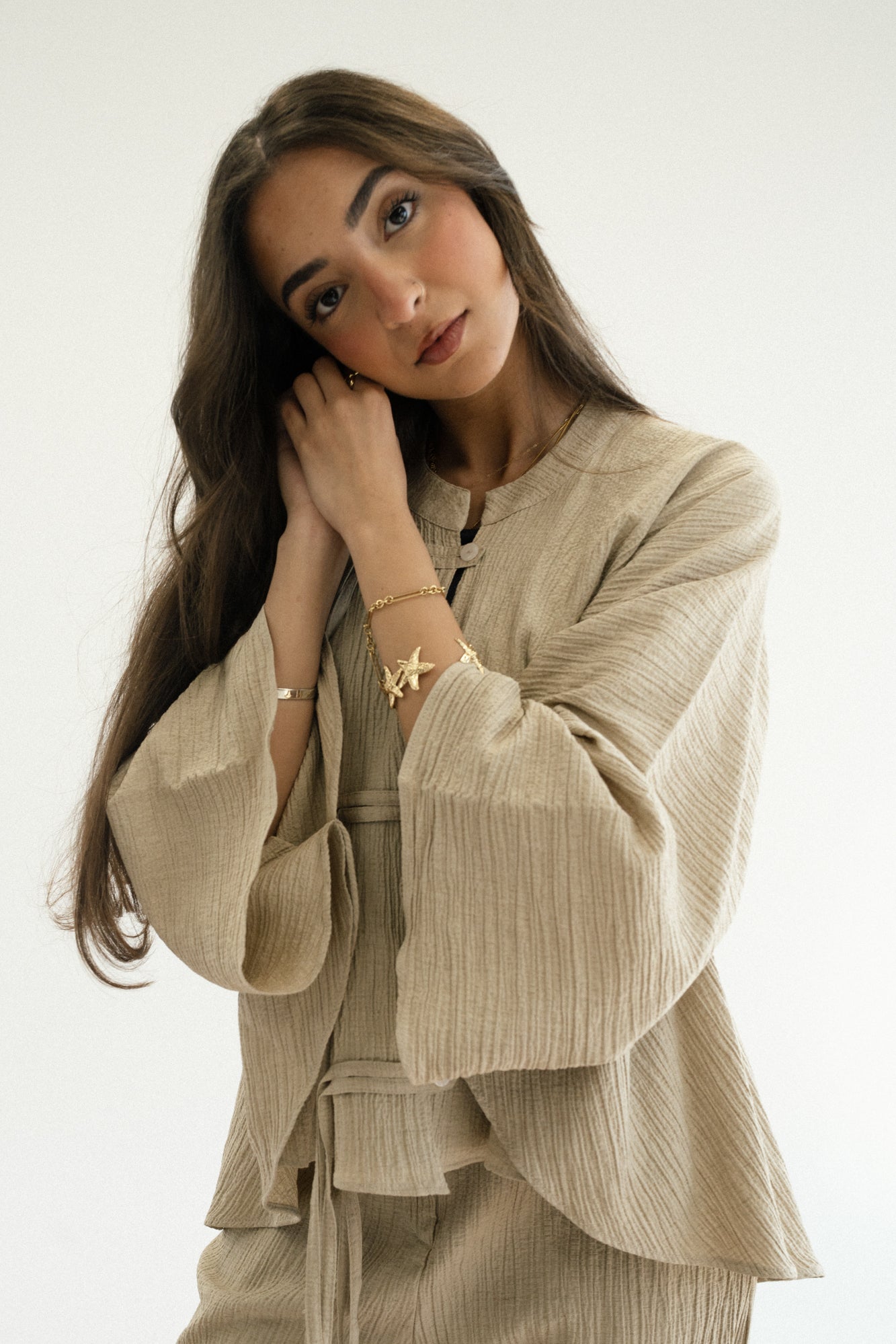 Crinkle Bloom Set in Beige