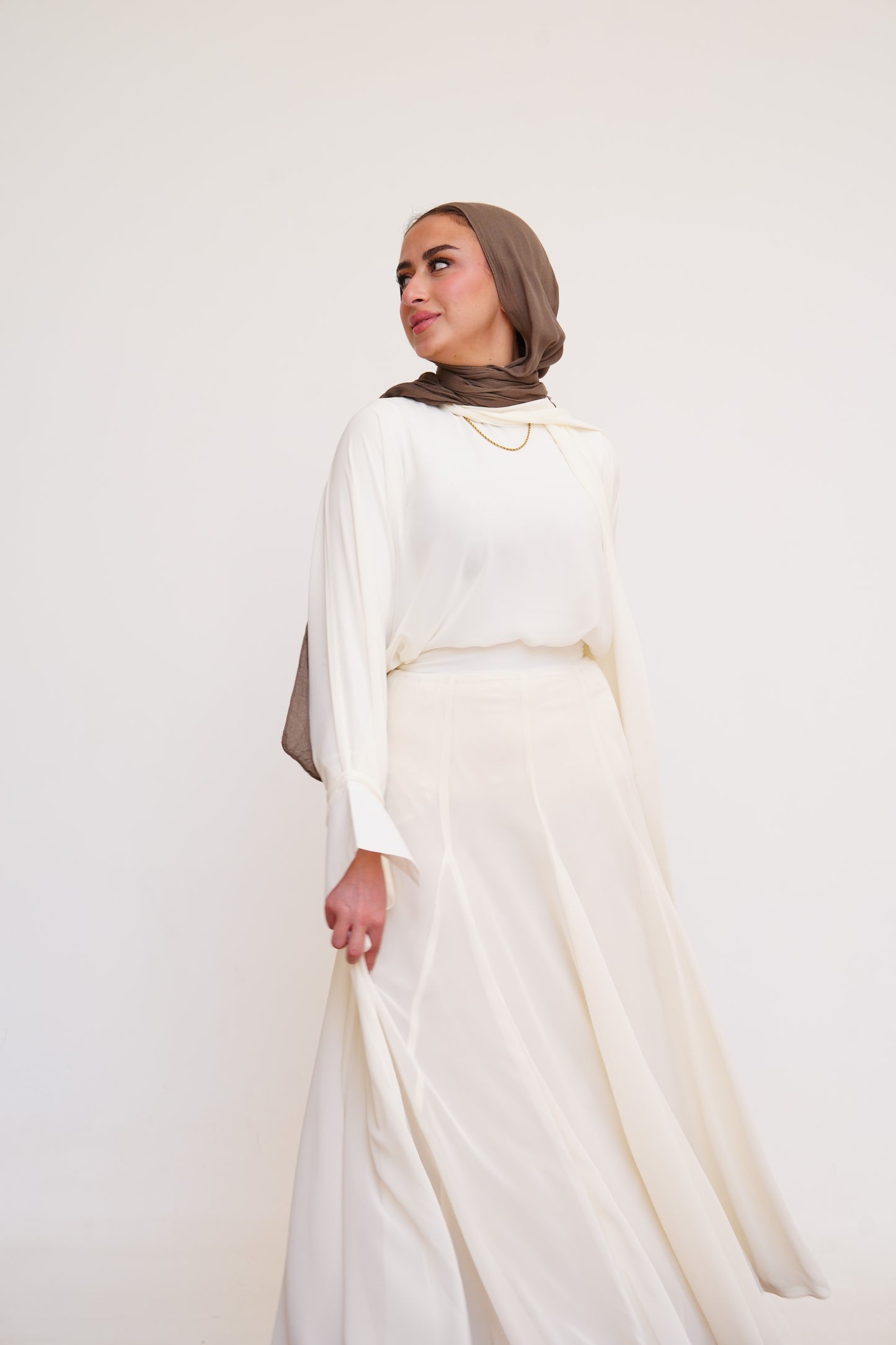 Layali Chiffon Skirt in Cream Offwhite