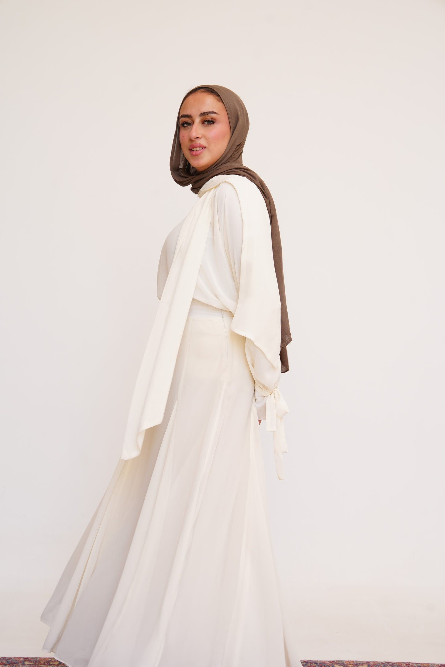 Layali Chiffon Skirt in Cream Offwhite