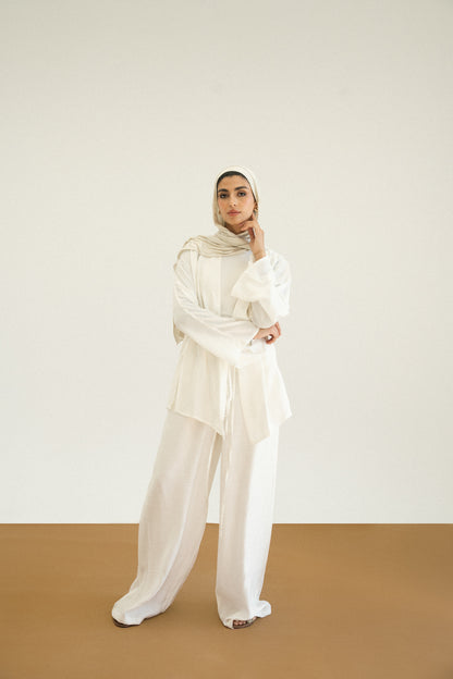 Soft Flowy Set in Offwhite