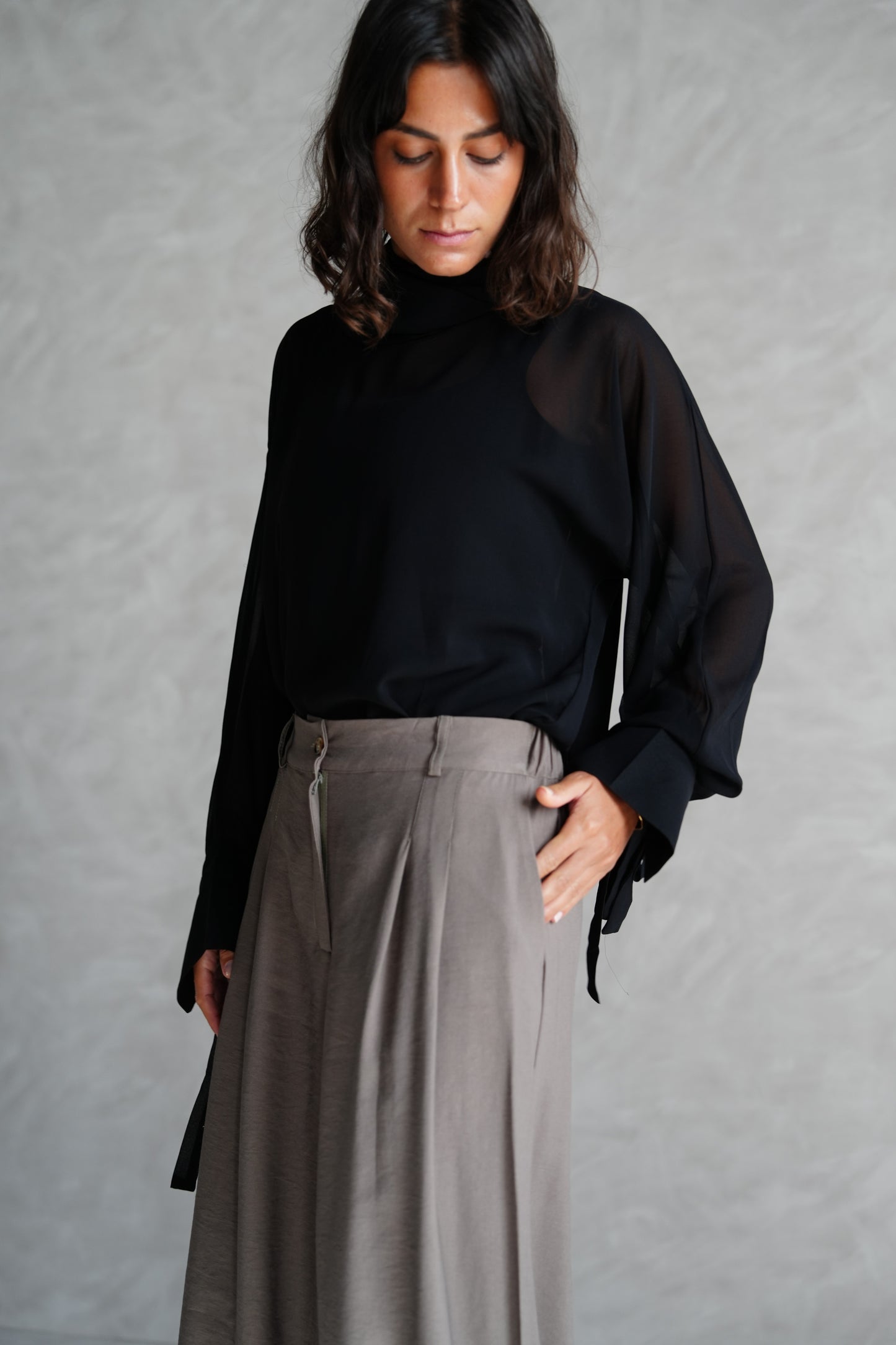 Flow Wide-Leg Pants in Olive