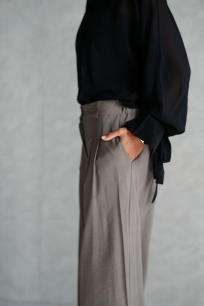 Flow Wide-Leg Pants in Olive