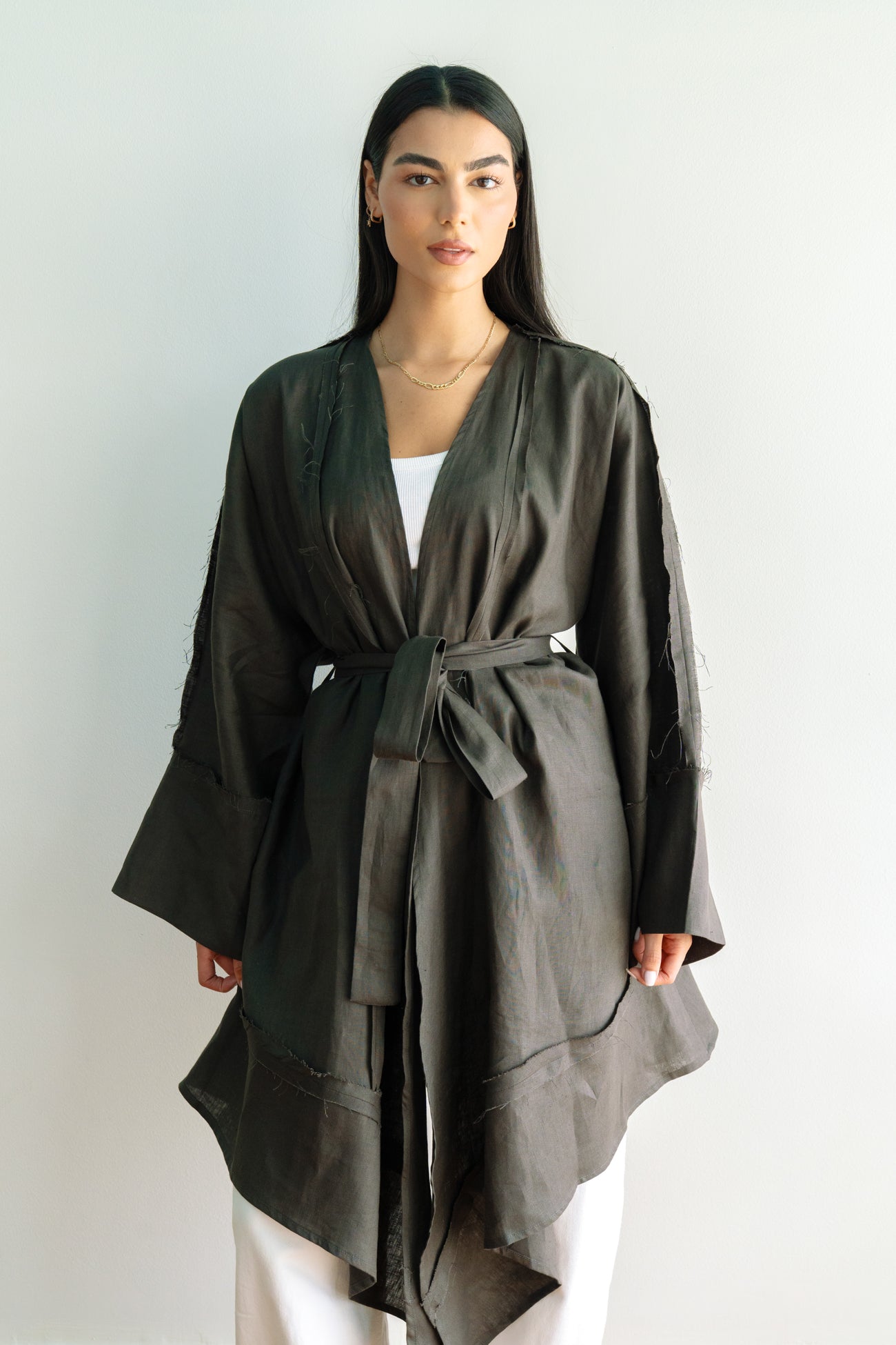 Flow Linen Cardigan in Dark Brown