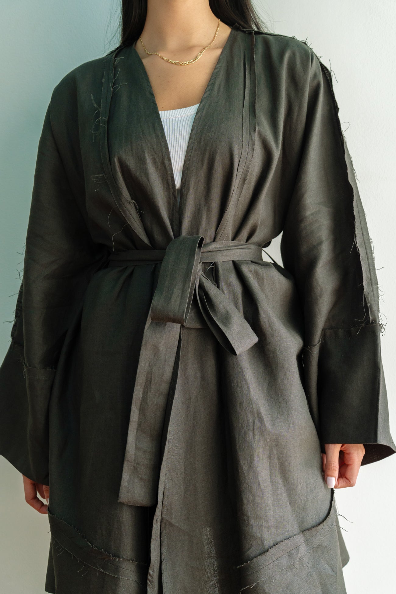 Flow Linen Cardigan in Dark Brown