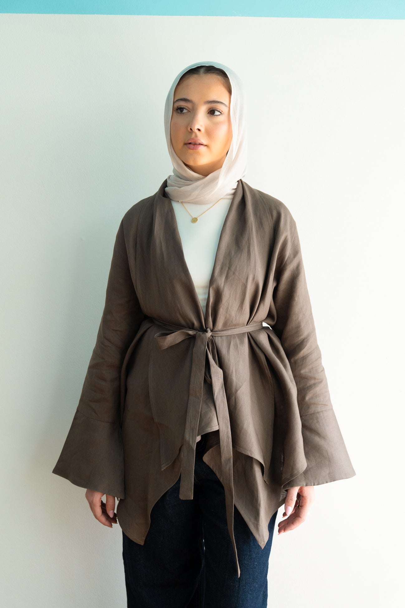 Everyday Linen Cardigan in Brown