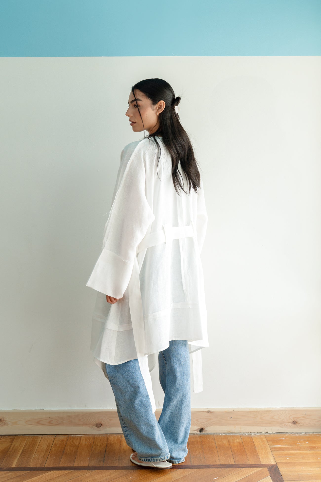 Flow Linen Cardigan in White