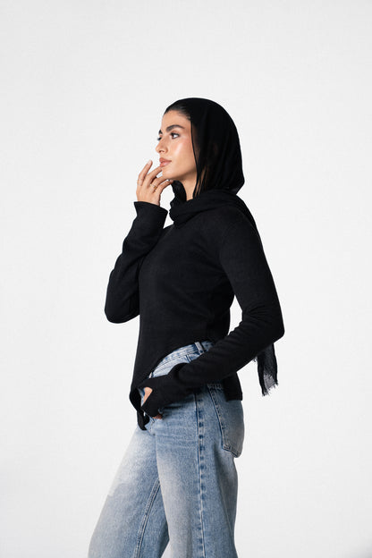 Slit Basic Top in Black