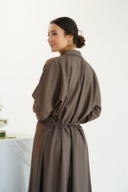 Linen Flow Shirt Dress in Brown
