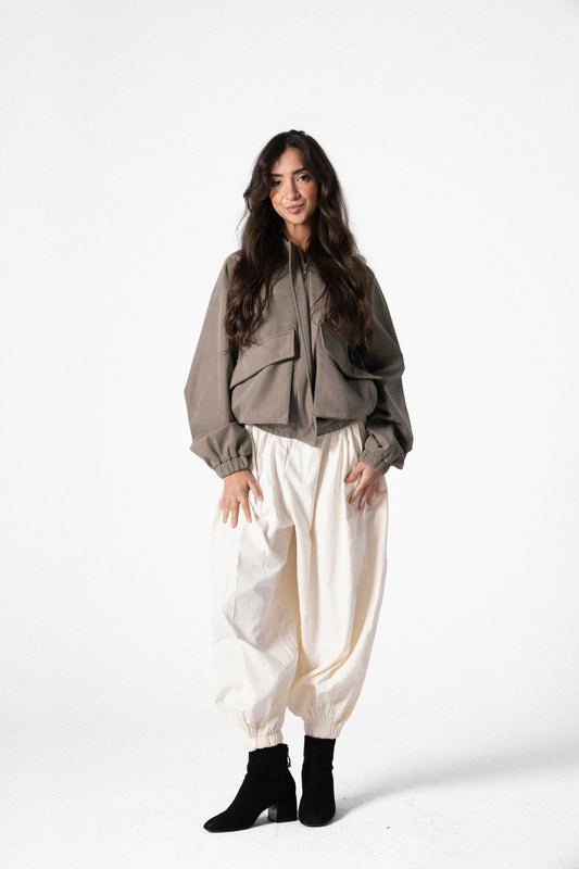 Balloon Pants in Cream Offwhite