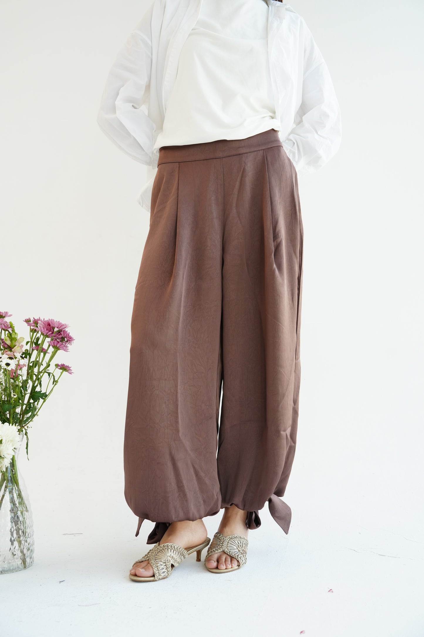 Satin Balloon Pants in Brown