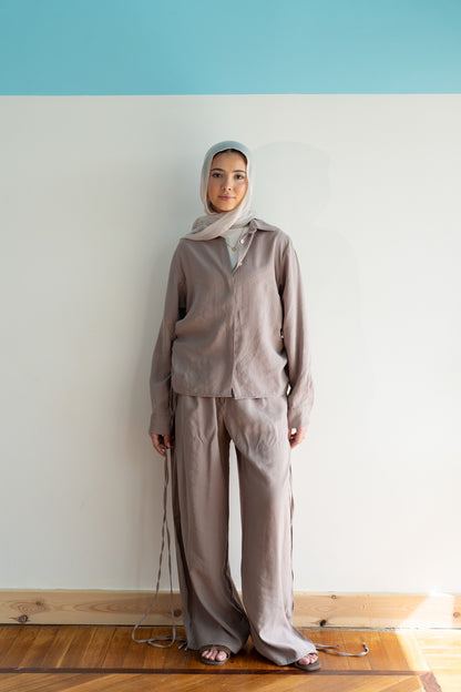 Relaxed Elegance Set in Greige