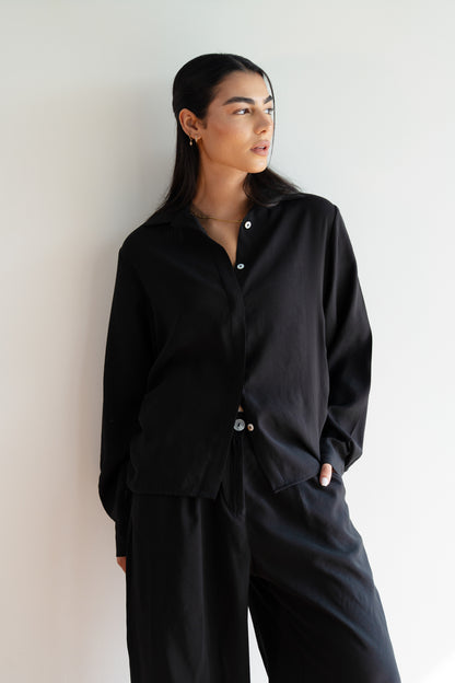Relaxed Elegance Set in Black