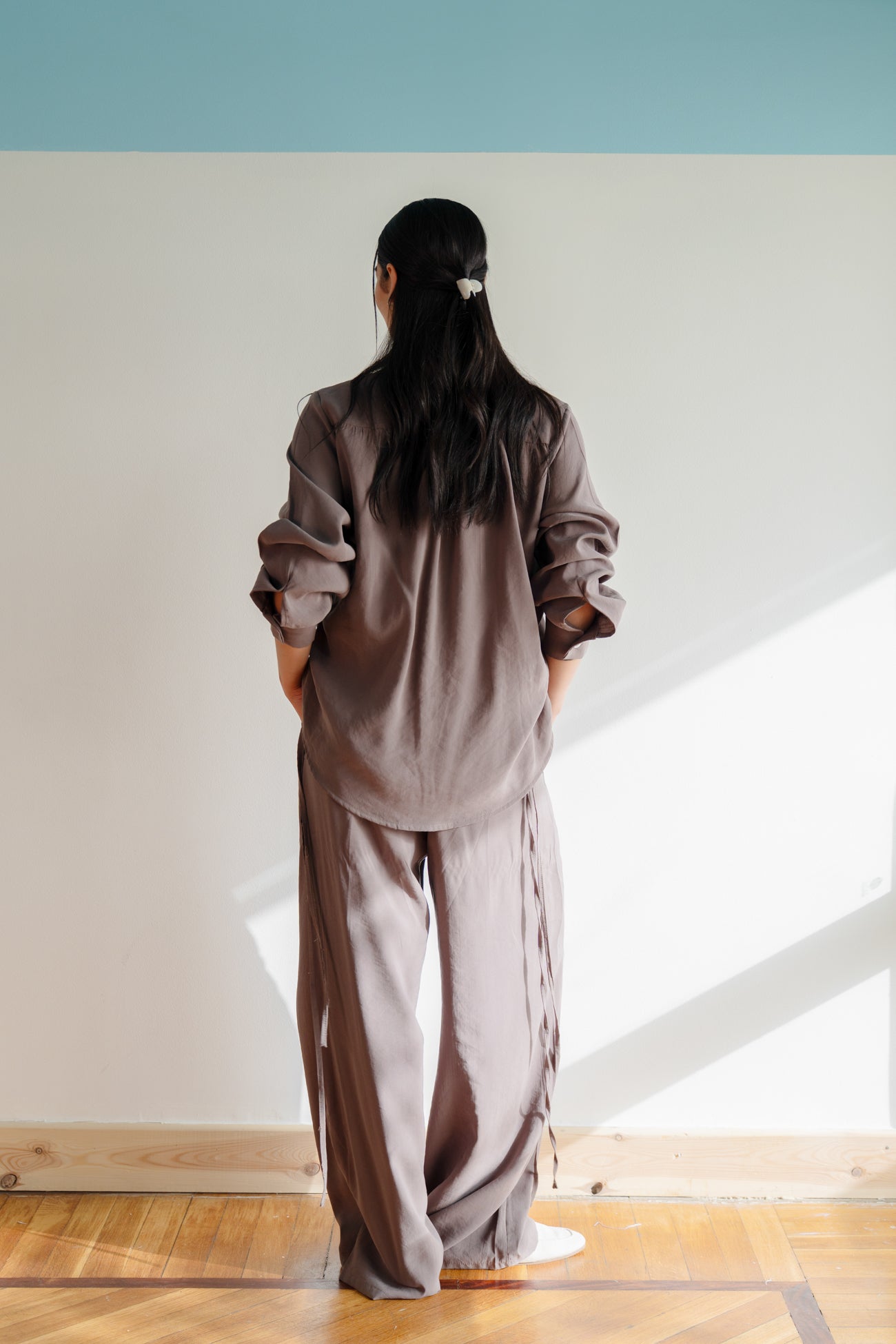 Relaxed Elegance Set in Taupe