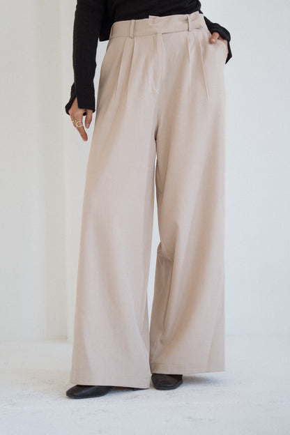 Tailored Trousers in Beige