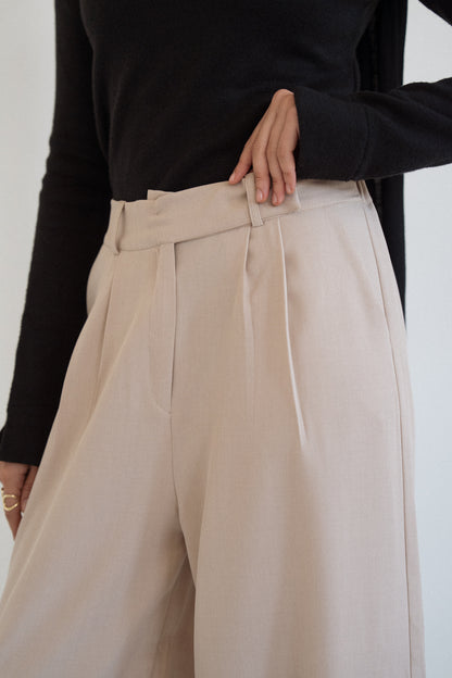 Tailored Trousers in Beige