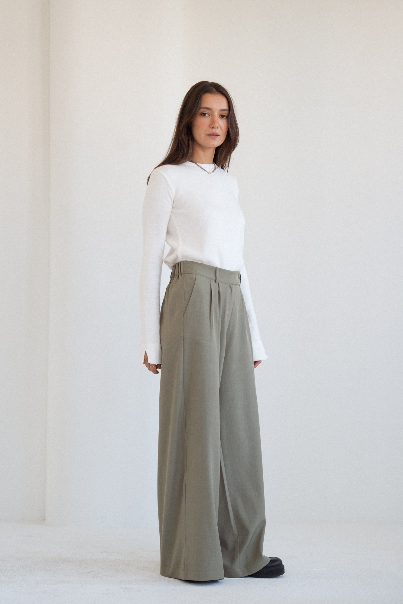 Tailored Trousers in Olive