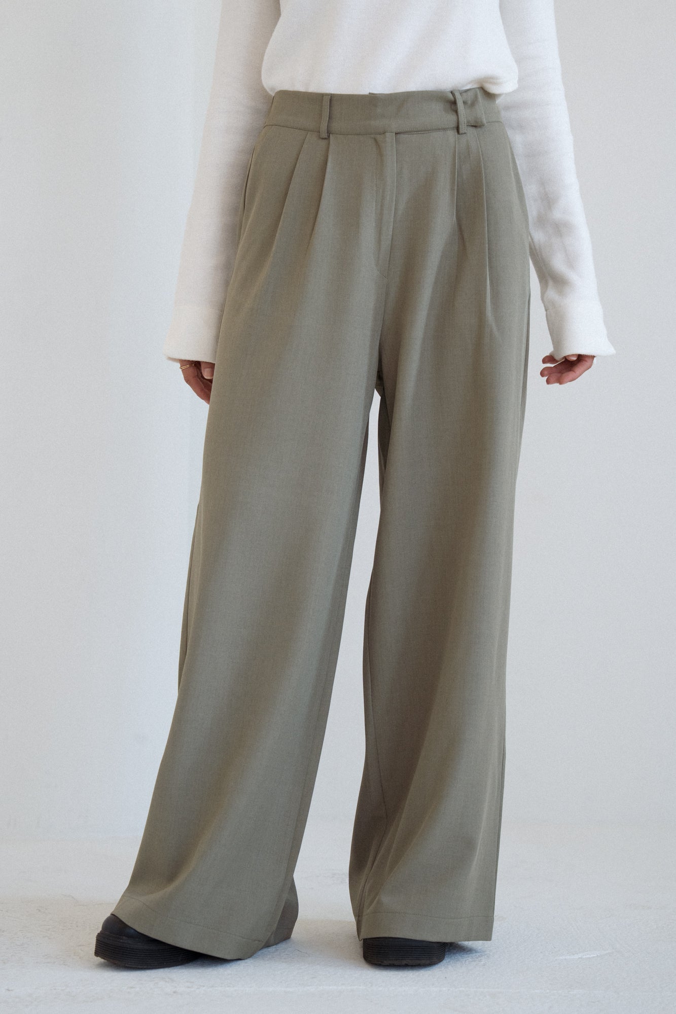 Tailored Trousers in Olive