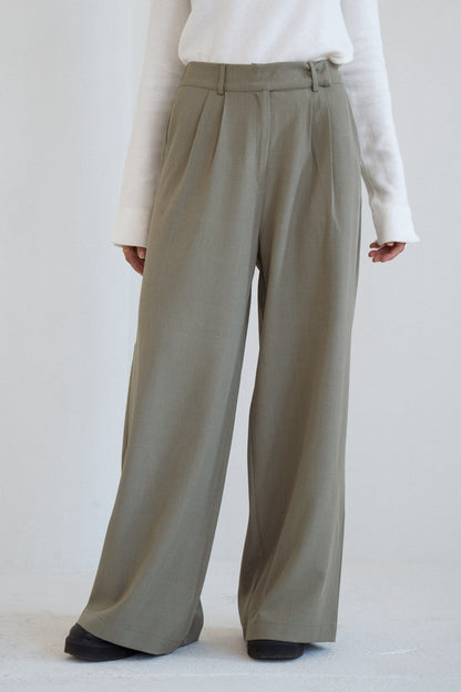 Tailored Trousers in Olive