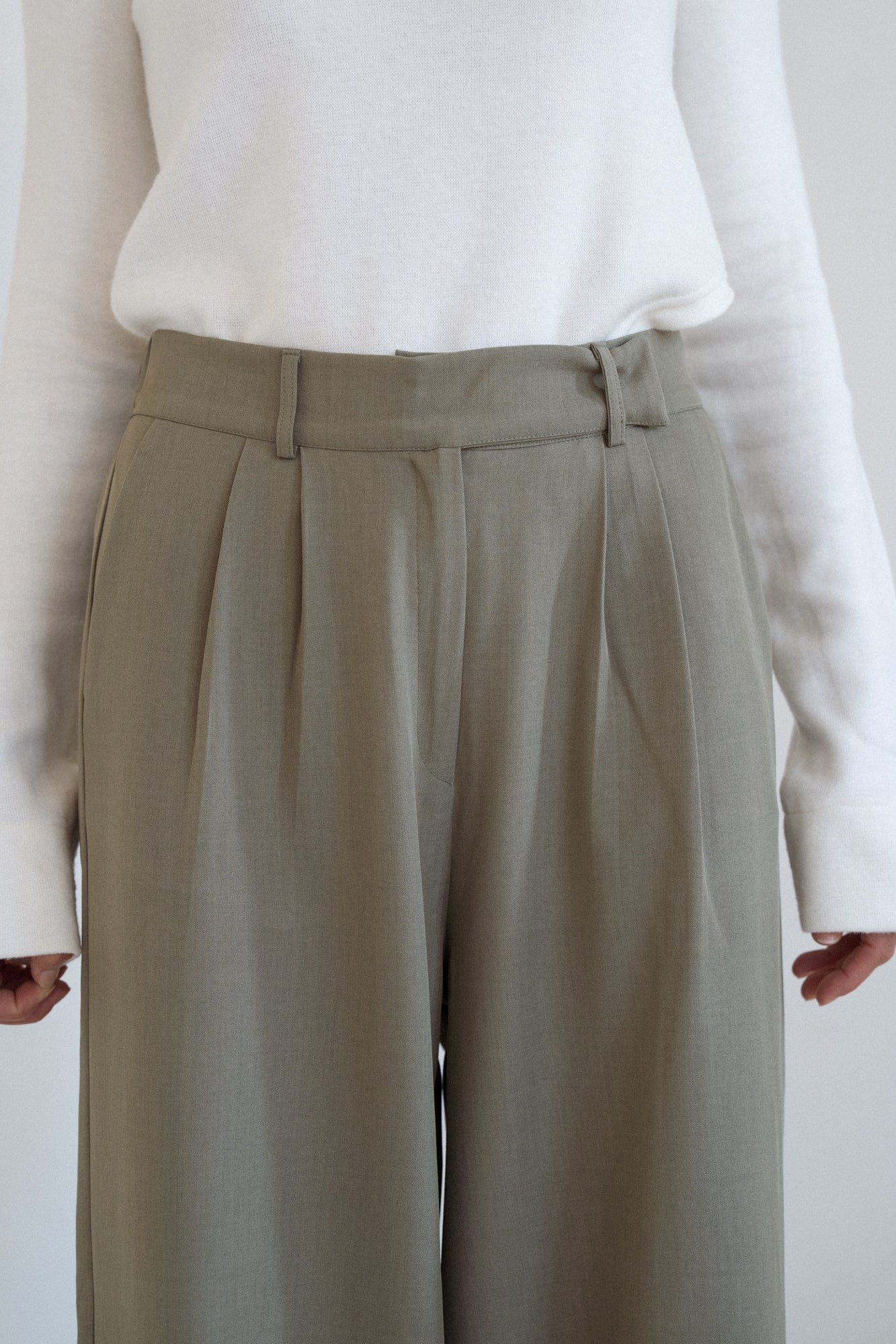 Tailored Trousers in Olive