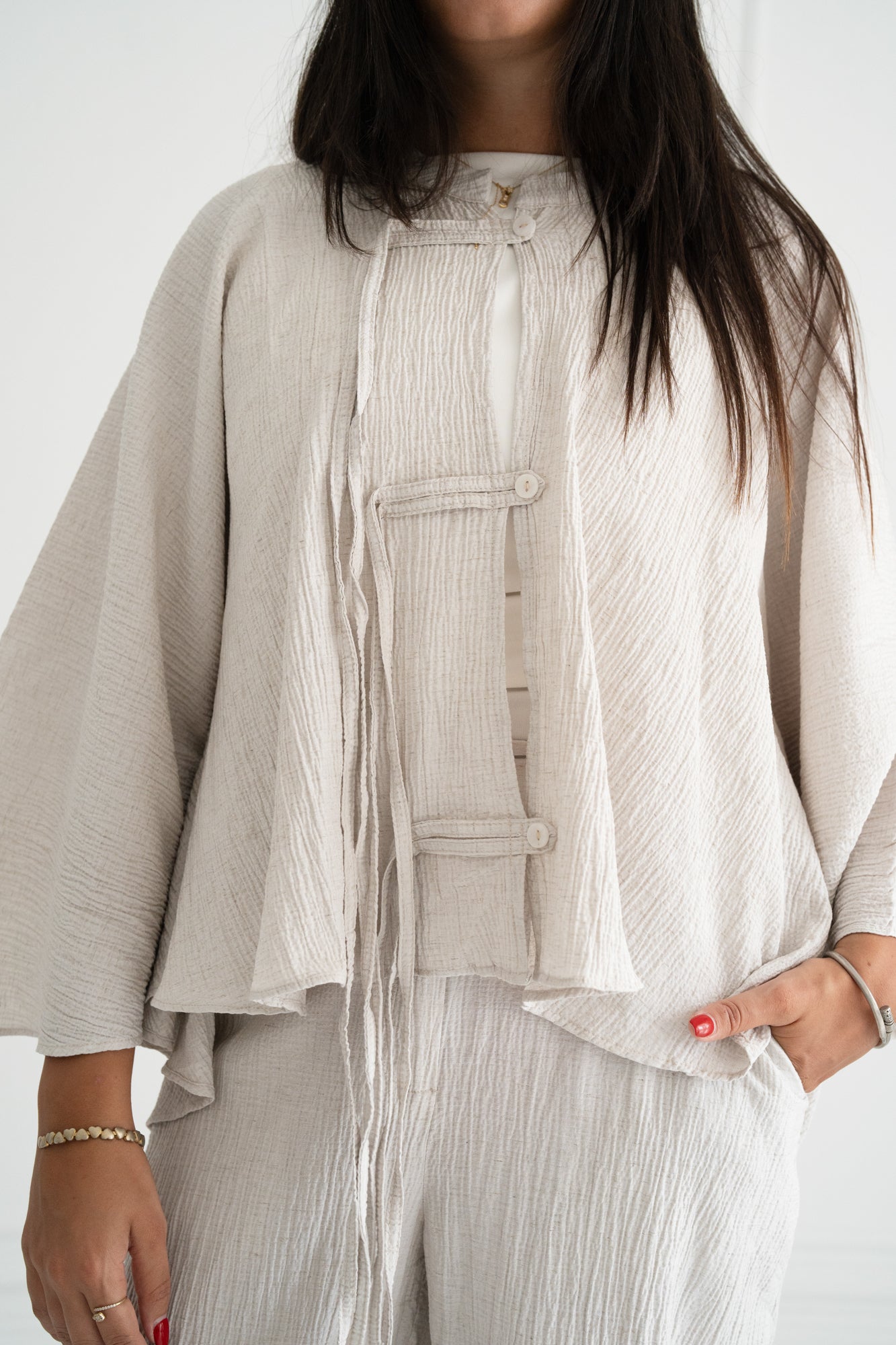 Crinkle Bloom Set in Greige