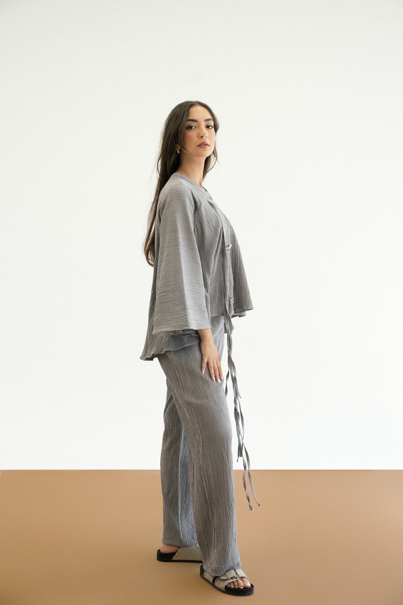 Crinkle Bloom Set in Grey