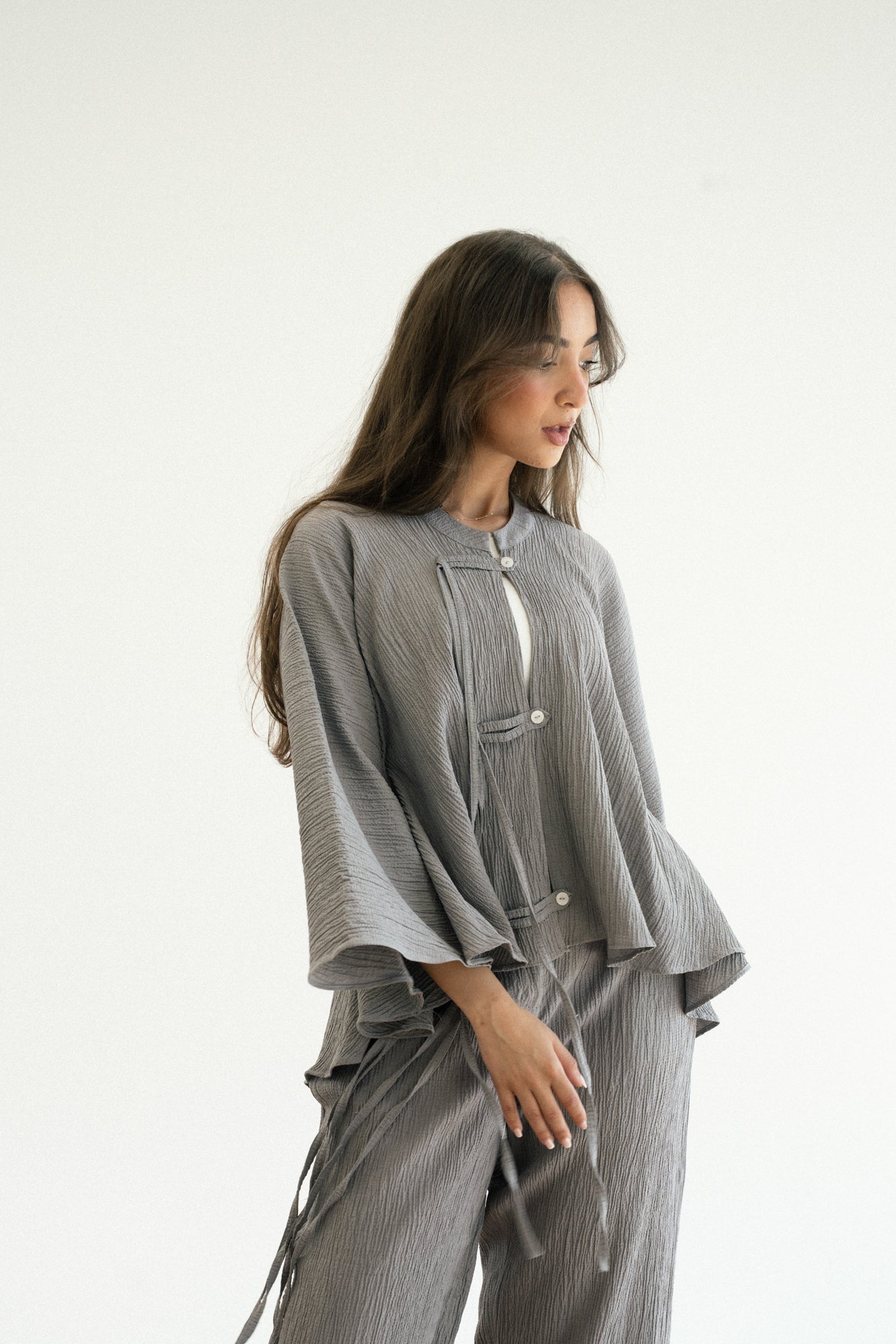 Crinkle Bloom Set in Grey