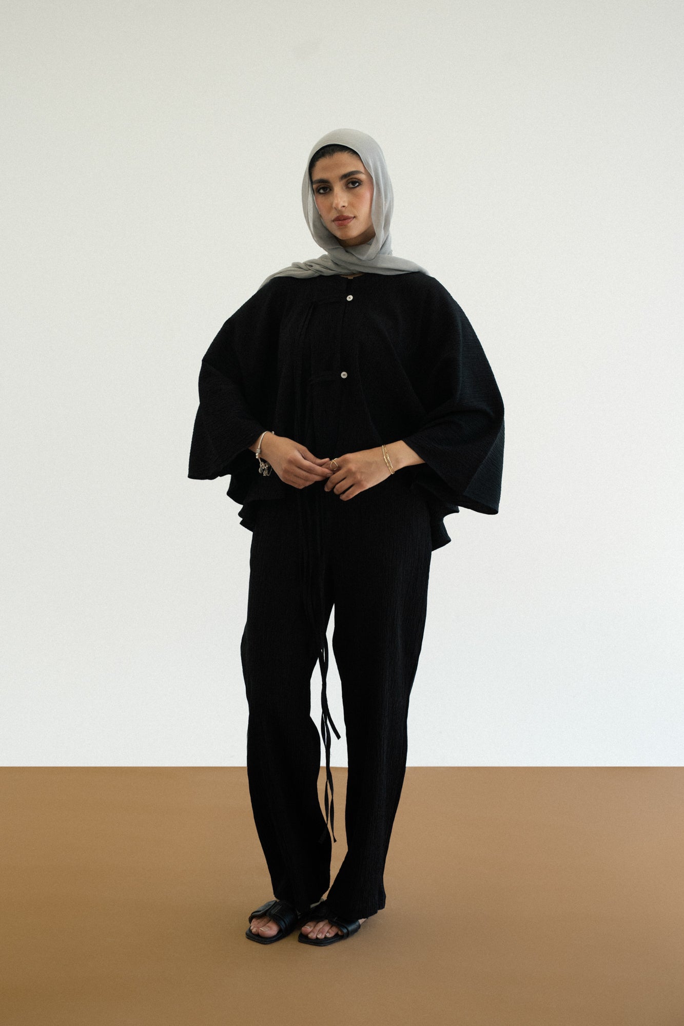 Crinkle Bloom Set in Black