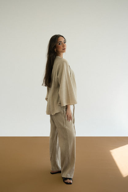 Crinkle Bloom Set in Beige