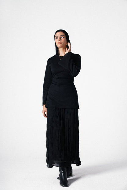 The Flare Dress in Black