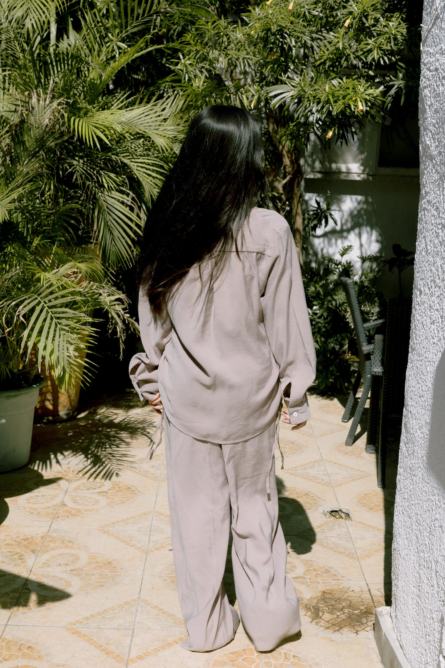 Relaxed Elegance Set in Greige