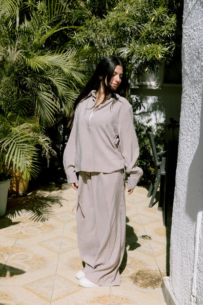 Relaxed Elegance Set in Greige