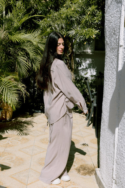 Relaxed Elegance Set in Greige
