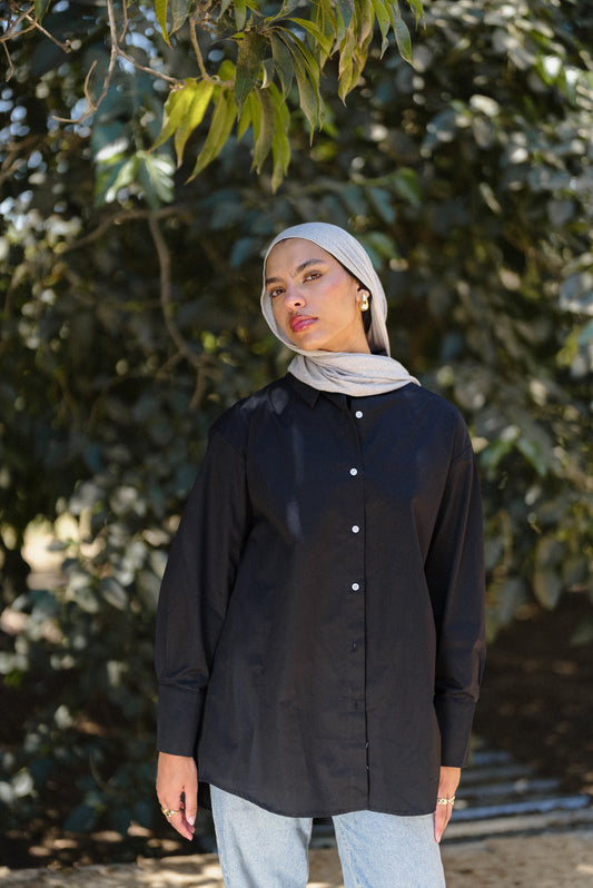 My Wardrobe Essential Poplin Shirt in Black